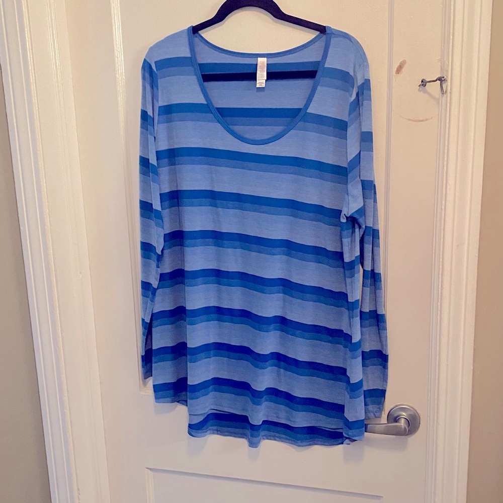 🍁 5/$25 Blue Stripped Lynnae